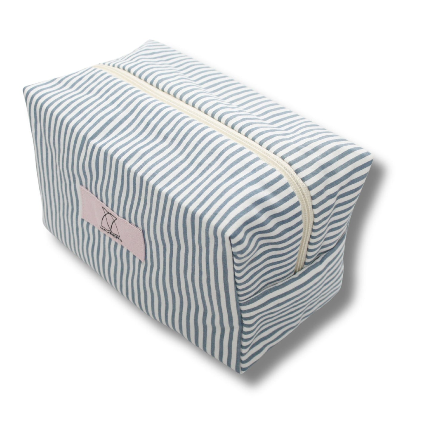 Hemd-Upcycling Beautybag blau-weiß gestreift